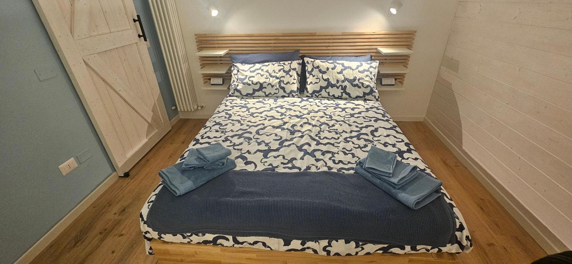 Holiday Home Pesaro Bagian luar foto